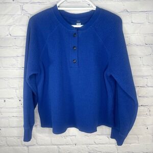 Women's Waffle Patterned Blue Plush Tee Large by Old Navy